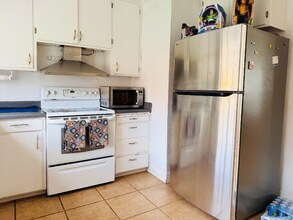 209 Grant Ct in Manteca, CA - Building Photo - Building Photo