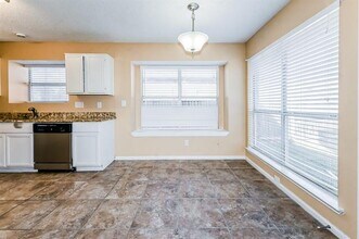 6110 Sasaki Way in Garland, TX - Building Photo - Building Photo