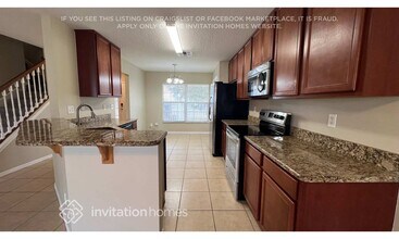 365 Marco Ct in Clermont, FL - Foto de edificio - Building Photo