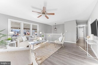 713 Biddle Rd in Glen Burnie, MD - Foto de edificio - Building Photo