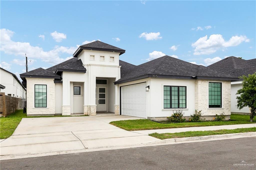 13 S Elevation Dr in Edinburg, TX - Building Photo