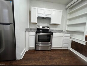 1529 Vine St in Norfolk, VA - Building Photo - Building Photo