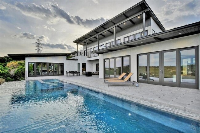 property at 600 Barrett Ln