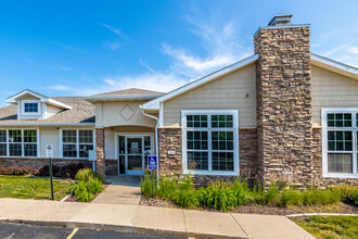 Woodland Reserve Apartments in Ankeny, IA - Building Photo - Building Photo