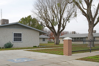 Magill Terrace in Fowler, CA - Building Photo - Building Photo