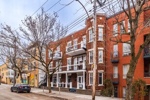 1696-1704 Gilford St in Montréal, QC - Building Photo