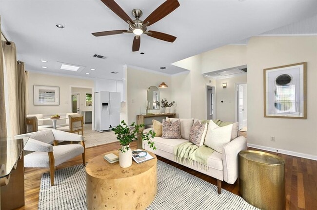7313 Grover Ave in Austin, TX - Building Photo - Building Photo