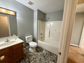 115 Carey Ct in Bardstown, KY - Building Photo - Building Photo