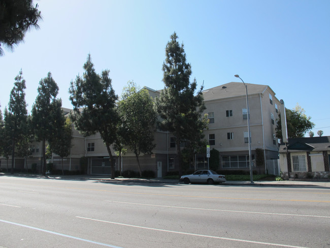 Morehouse Apartments in Los Angeles, CA - Building Photo - Building Photo