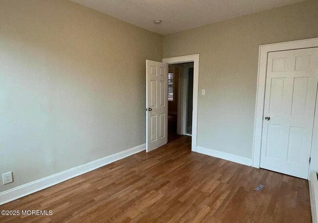 307 Clinton Pl in Newark, NJ - Building Photo - Building Photo