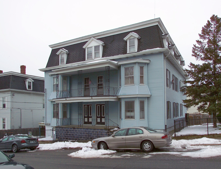 118-120 Locust St in Fall River, MA - Building Photo