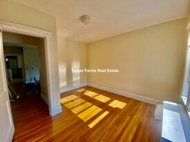 110 College Ave, Unit 1 in Medford, MA - Building Photo