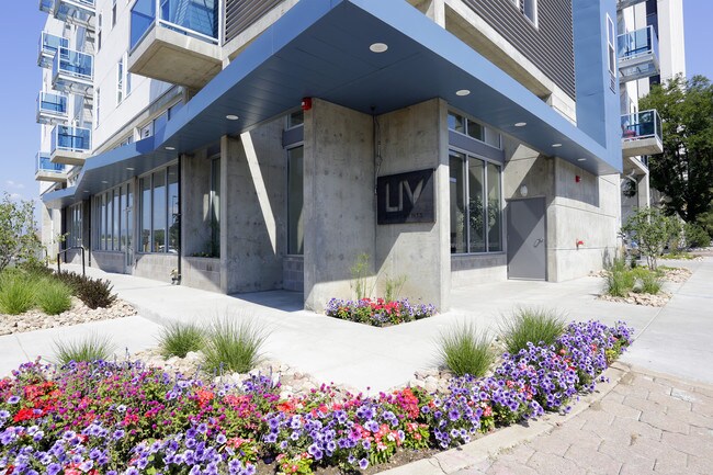 201Lofts in Englewood, CO - Building Photo - Building Photo