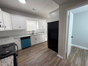 103 Kestrel Ct SW in Huntsville, AL - Building Photo - Building Photo