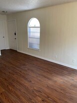 4705 Diaz Ave, Unit 4705