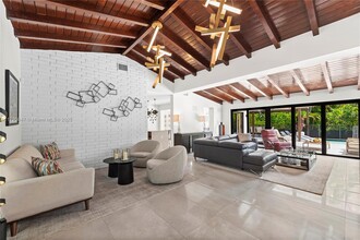920 Paradiso Ave in Coral Gables, FL - Building Photo - Building Photo