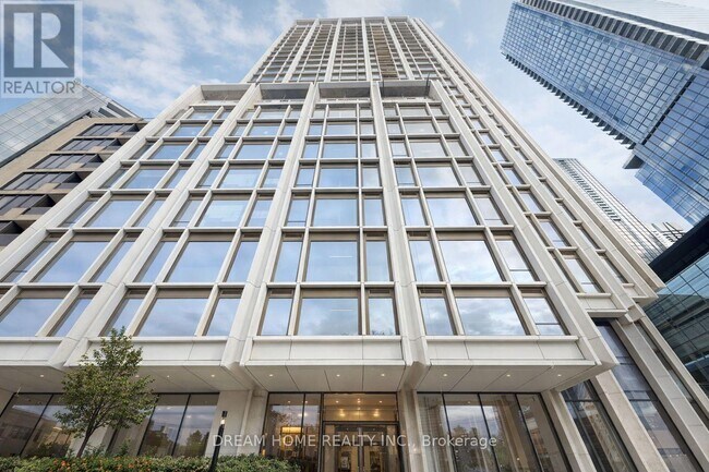 1315 Bay St. in Toronto, ON - Building Photo - Building Photo