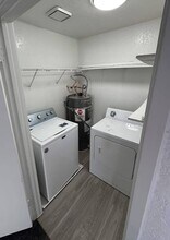 4221 Terrestrial Dr in Las Vegas, NV - Building Photo - Building Photo