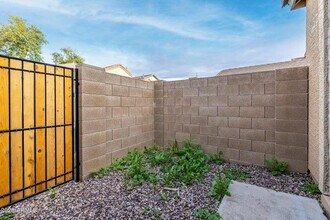 2854 S Peel Dr in Gilbert, AZ - Building Photo - Building Photo