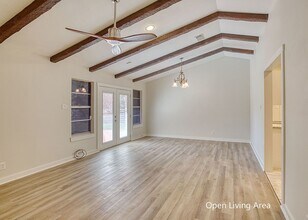 922 Clearview Dr in San Antonio, TX - Building Photo - Building Photo