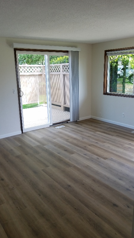 1025 E Kincaid St in Mount Vernon, WA - Building Photo - Building Photo