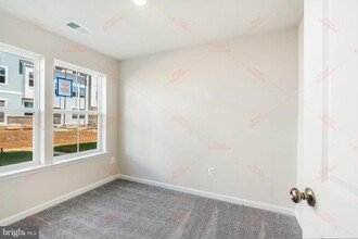 44 Brookfield Mews in Ranson, WV - Building Photo - Building Photo