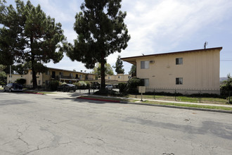 1947-1953 Sierra Leone Ave in La Puente, CA - Building Photo - Primary Photo