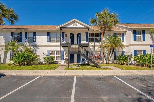 property at 3651 N Goldenrod Rd