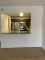 6130 W 19th Ave in Hialeah, FL - Building Photo