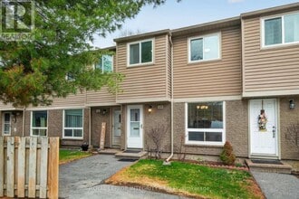 1379 Perez Crescent in Ottawa, ON - Building Photo - Building Photo
