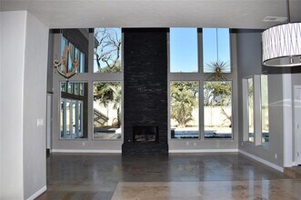 2307 Autumn Oaks Trail in Arlington, TX - Building Photo - Building Photo
