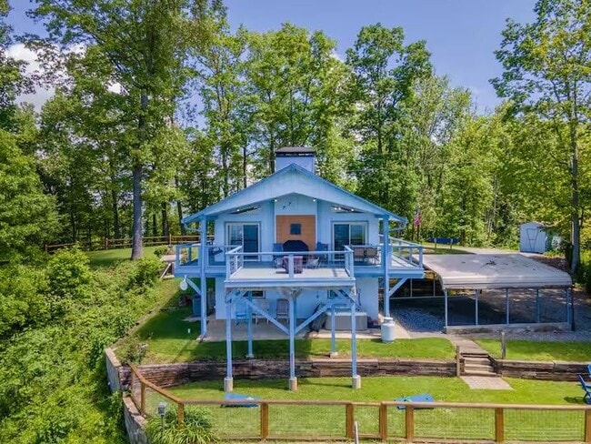 608 Flowers Gap Rd in Franklin, NC - Building Photo - Building Photo