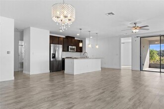 2926 Siesta View Dr in Kissimmee, FL - Building Photo - Building Photo