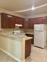 1201 E Gustavus St in Laredo, TX - Building Photo - Building Photo