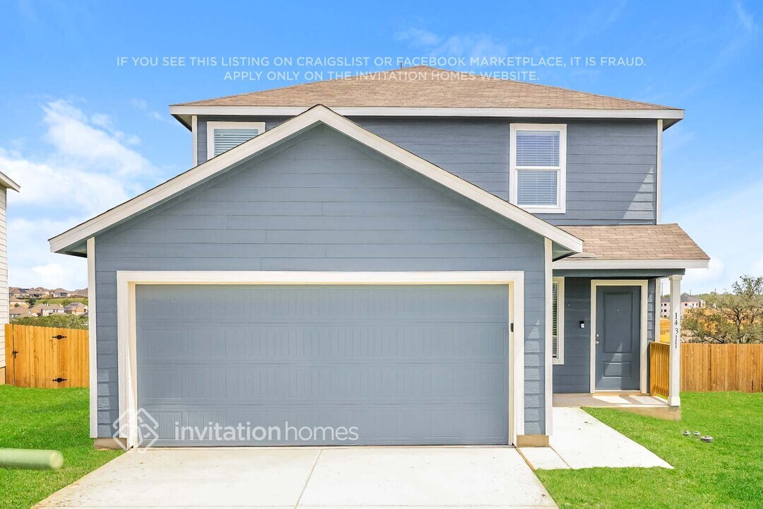 14311 Fulling Ml in San Antonio, TX - Building Photo