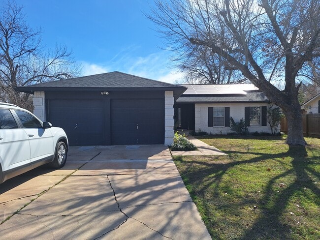 1005 Ridgeline Dr in Round Rock, TX - Building Photo - Building Photo