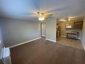 Marimont Apartments in Drexel Hill, PA - Foto de edificio - Building Photo