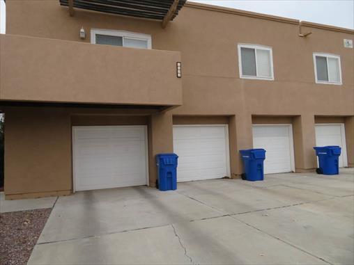 1009 Mineral Way in Socorro, NM - Building Photo