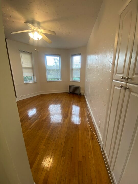 63 Park Dr, Unit 15 in Boston, MA - Building Photo