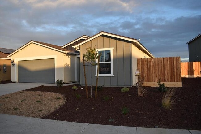 4538 Iris Ct in Merced, CA - Building Photo - Building Photo