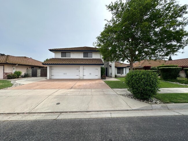 property at 3040 Boulder Ave