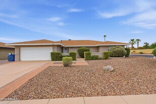 2546 E Geneva Dr in Tempe, AZ - Building Photo