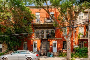 803 Desnoyers Rue in Montréal, QC - Building Photo