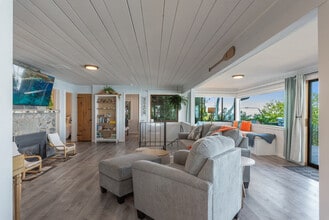 2038 S Breezy Point Rd, Unit SI ID1035858P in Camano, WA - Foto de edificio - Building Photo