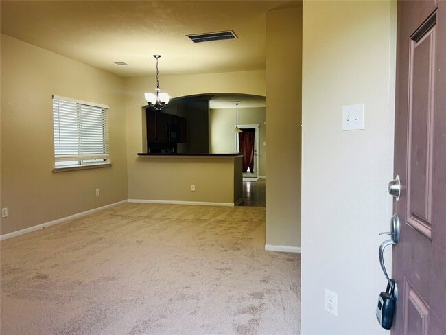property at 1721 Claremont Garden Cir