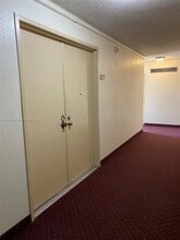 16751 NE 9th Ave in Miami, FL - Building Photo - Building Photo