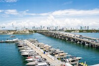 450 Alton Rd, Unit # 2304 in Miami Beach, FL - Foto de edificio - Building Photo