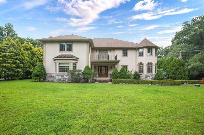 property at 193 Saxon Wood Rd