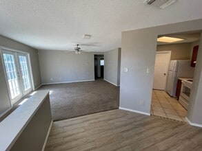 13822 Villa Camino in San Antonio, TX - Building Photo - Building Photo