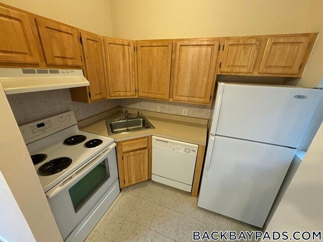 property at 277 Marlborough St